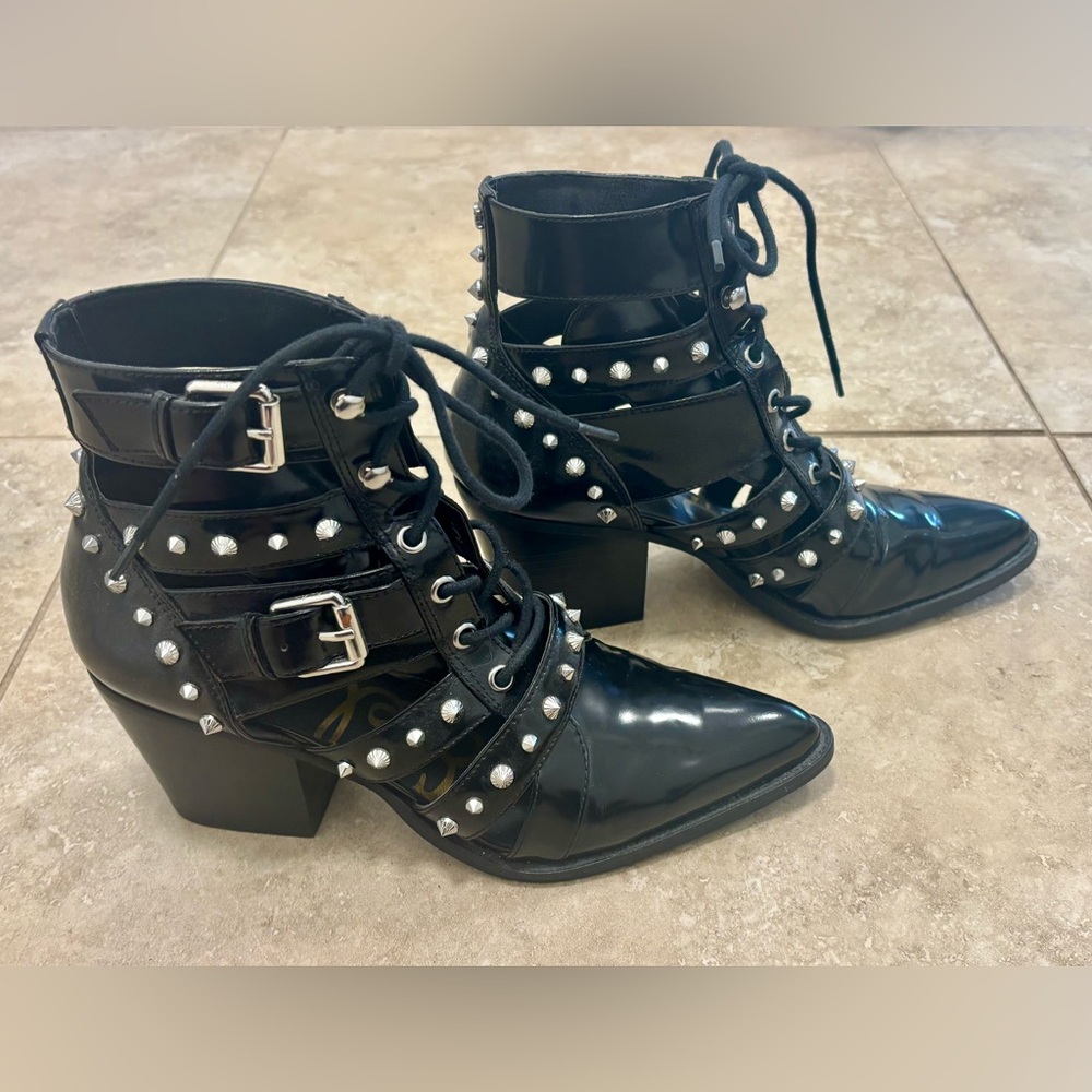 Sam Edelman Elana Studded Cut Out Ankle Boots Size 8.5 - Picture 2 of 8